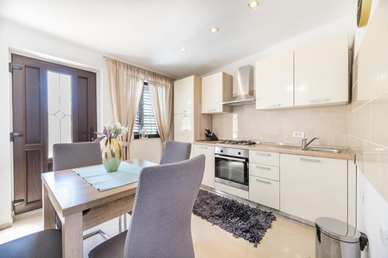 Ana Apartamento Baška Exterior foto